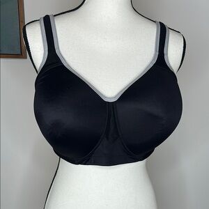 Vanity, fair bra with convertible straps, 40 DD
